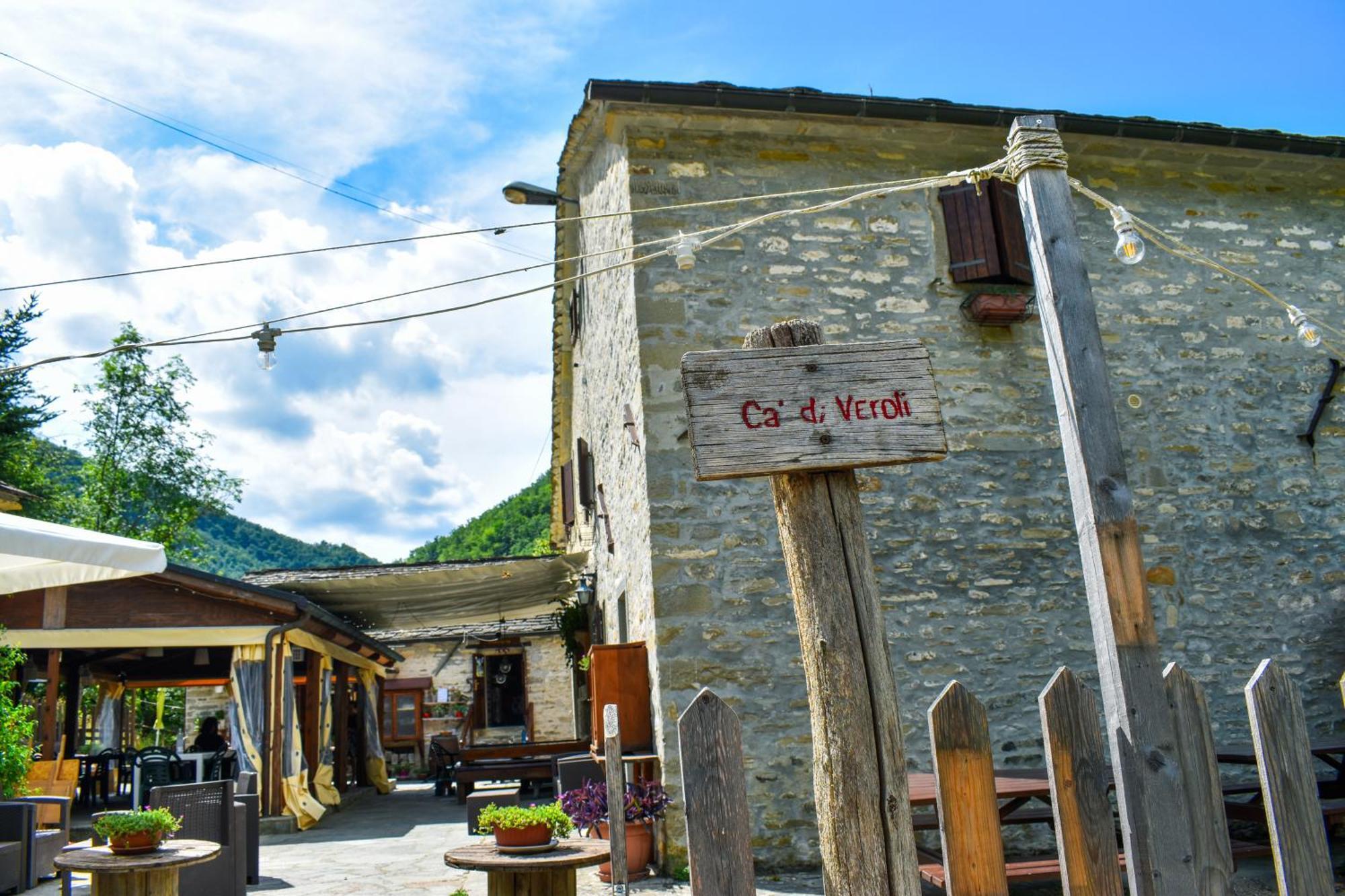 Albergo Ristorante Ca Di Veroli Bagno di Romagna Exteriör bild