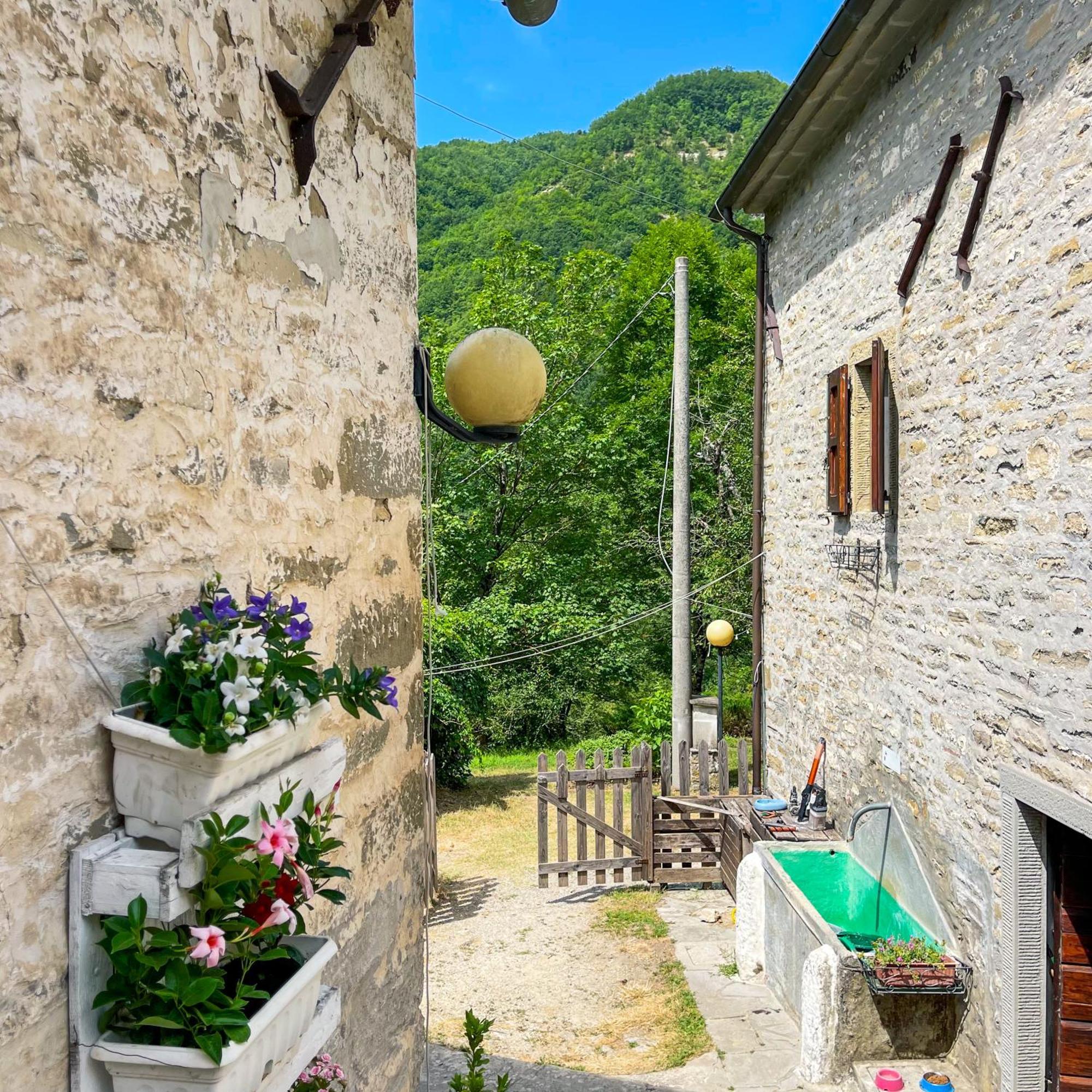 Albergo Ristorante Ca Di Veroli Bagno di Romagna Exteriör bild